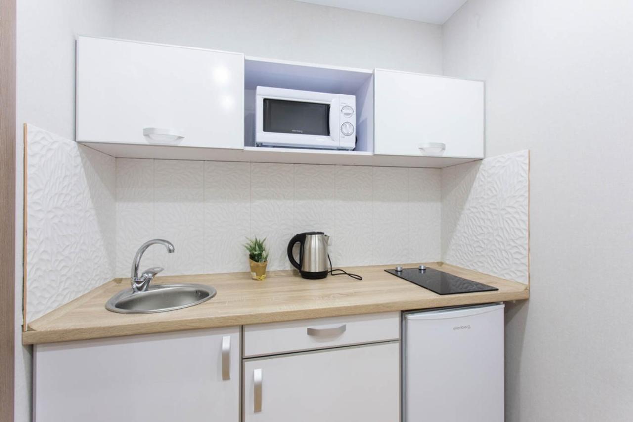 Apartment In The City Center - Gimnasiyna Naberezhna 24A-1 Kharkov Ngoại thất bức ảnh