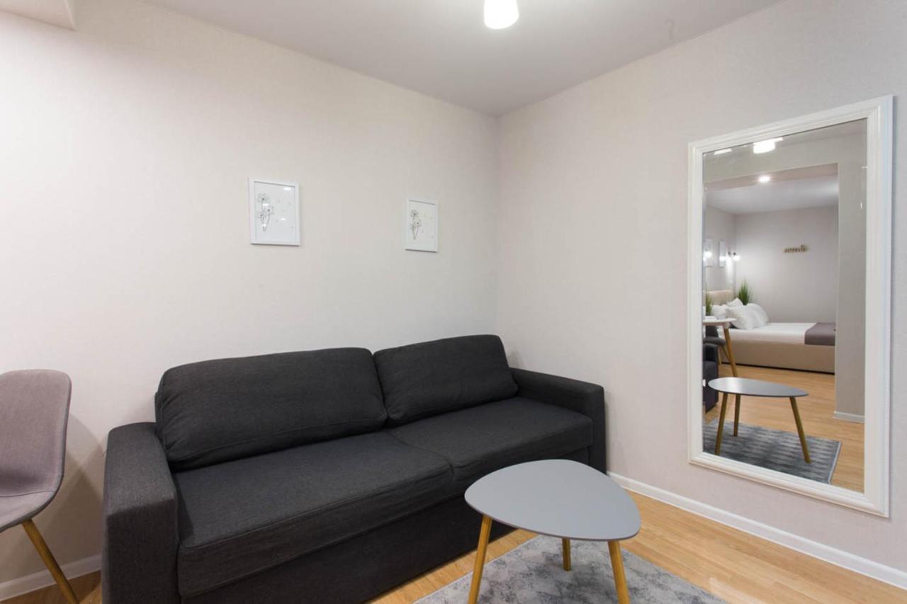 Apartment In The City Center - Gimnasiyna Naberezhna 24A-1 Kharkov Ngoại thất bức ảnh