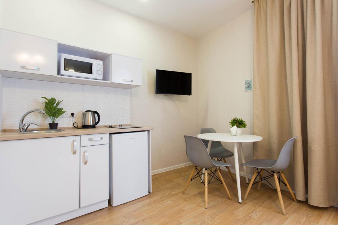 Apartment In The City Center - Gimnasiyna Naberezhna 24A-1 Kharkov Ngoại thất bức ảnh