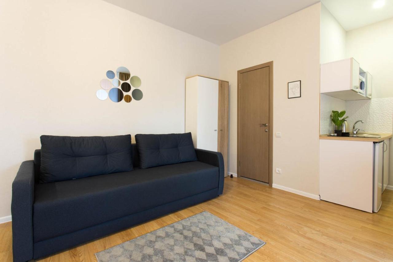 Apartment In The City Center - Gimnasiyna Naberezhna 24A-1 Kharkov Ngoại thất bức ảnh